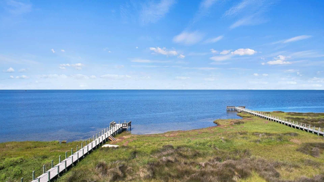 Photo of Outdoor in Wind Over Waves