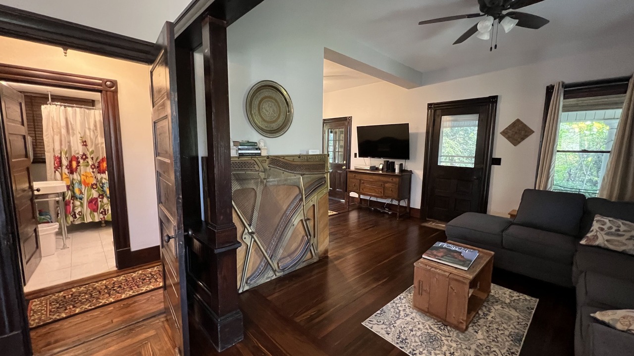 Photo of Bedroom in Lynn