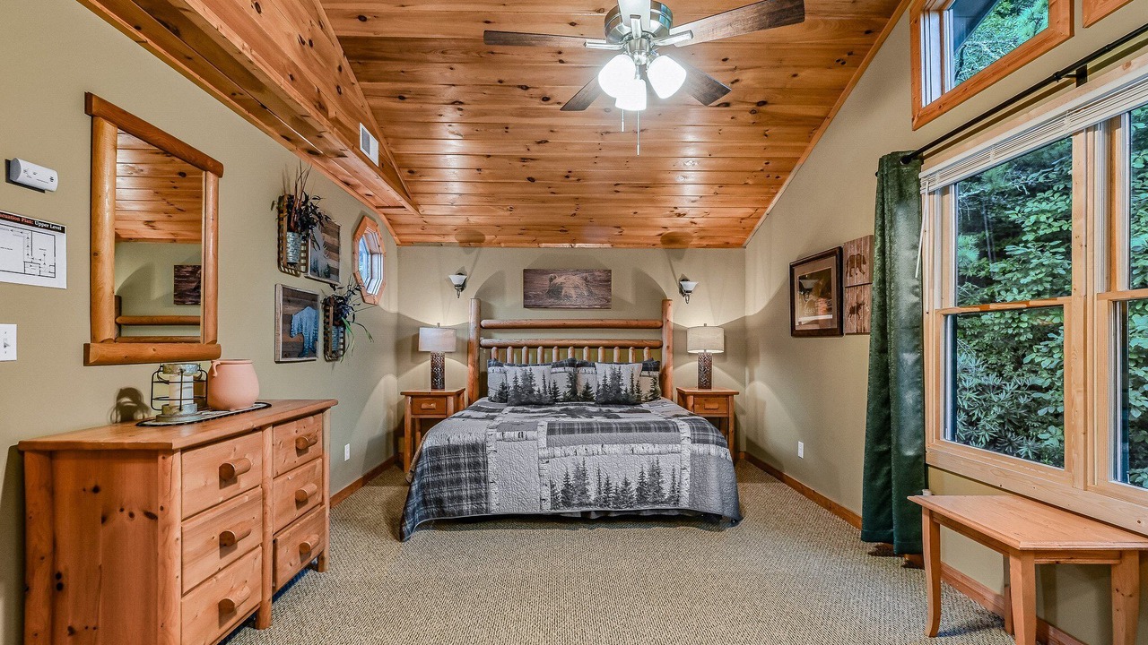 Photo of Bedroom in Smoky Mountains