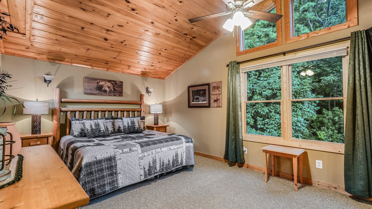 Photo of Bedroom in Smoky Mountains