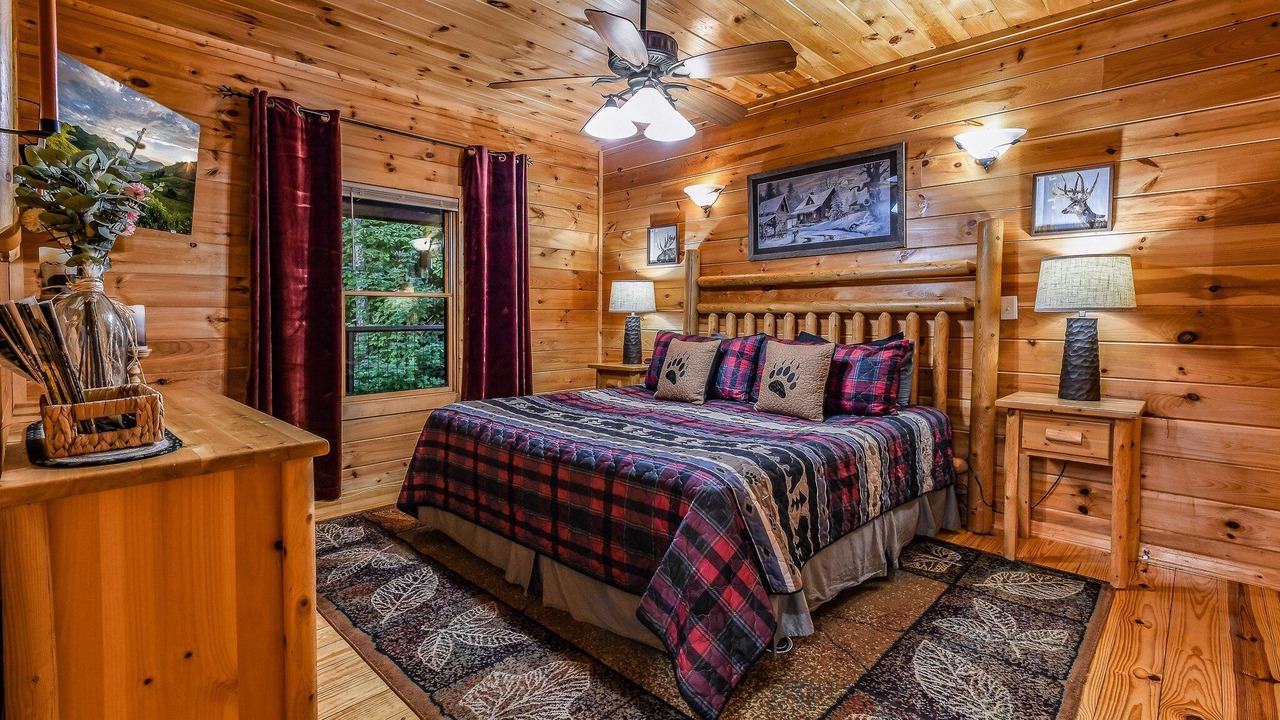 Photo of Bedroom in Smoky Mountains