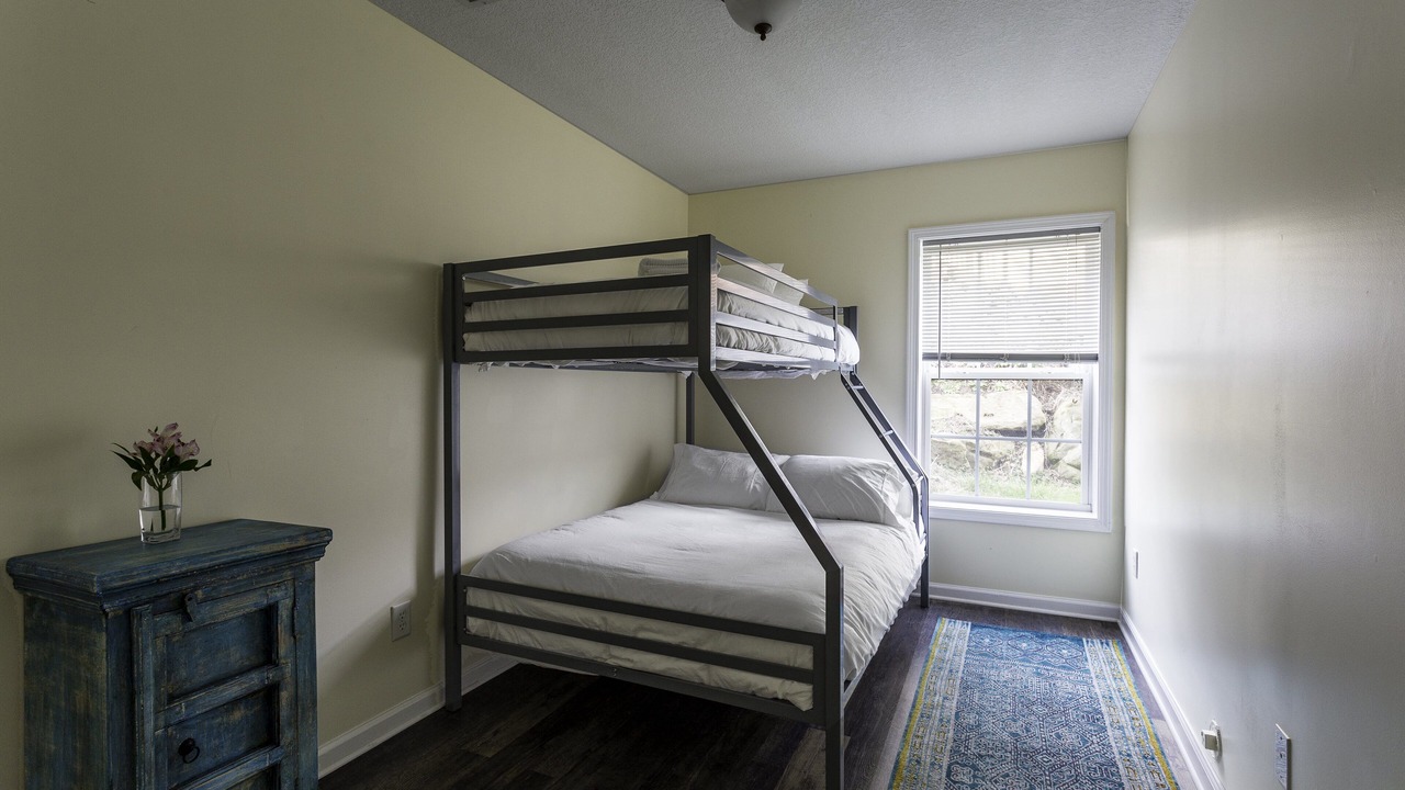 Photo of Bedroom in Woodfin