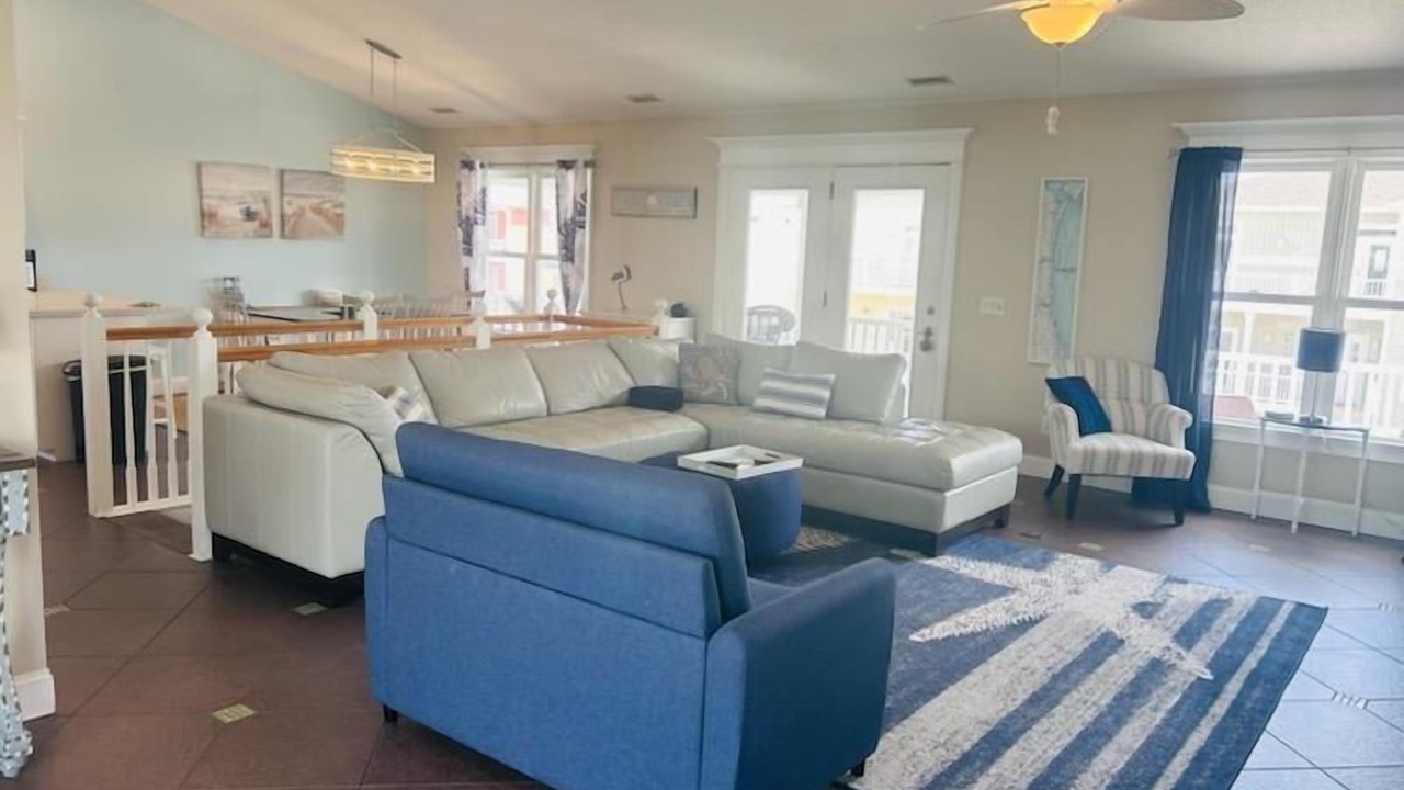 Photo of Livingroom in Holden Beach