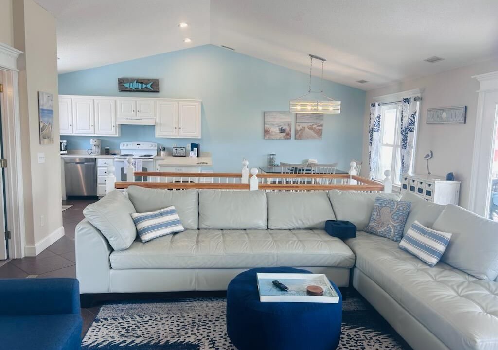 Photo of Livingroom in Holden Beach