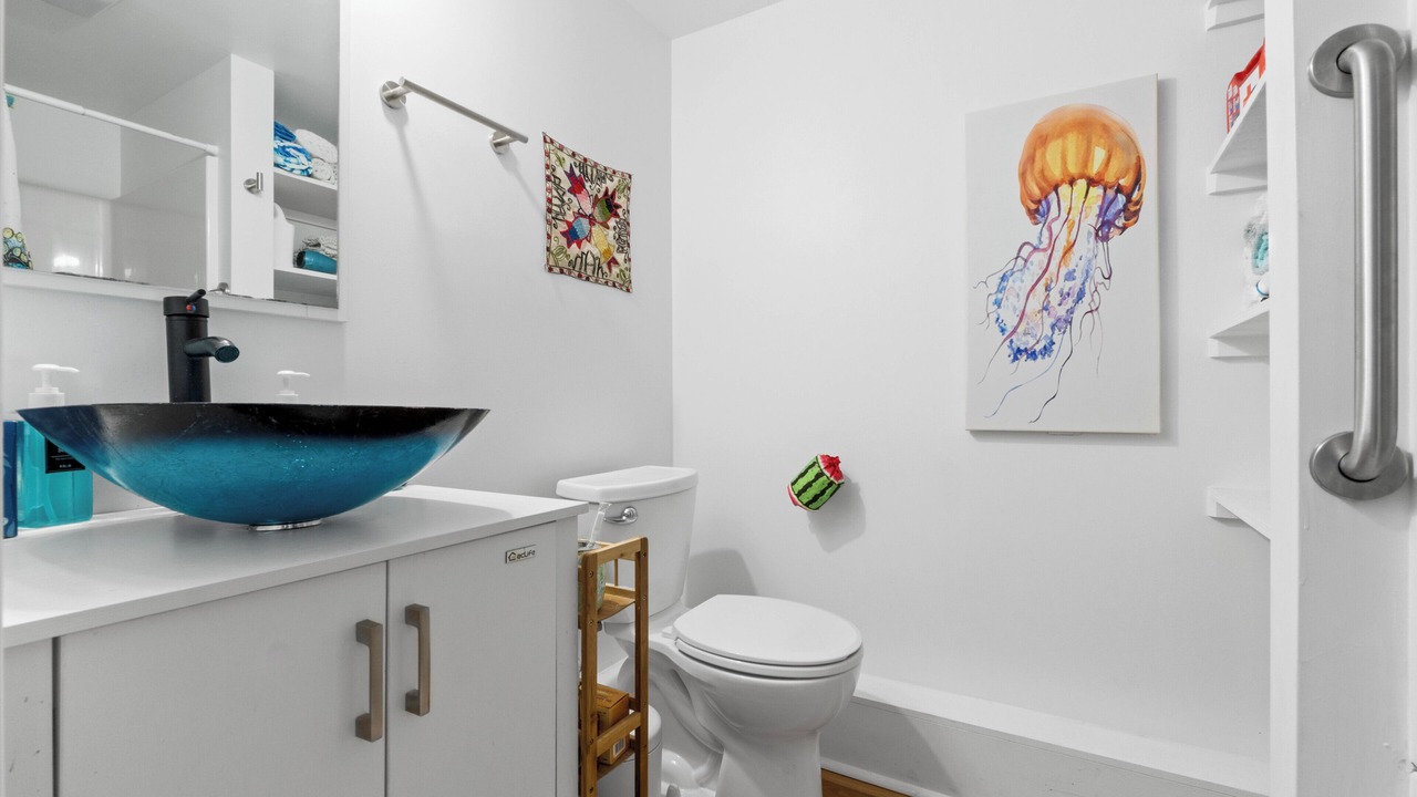 Photo of Bathroom in Ocean Isle Beach