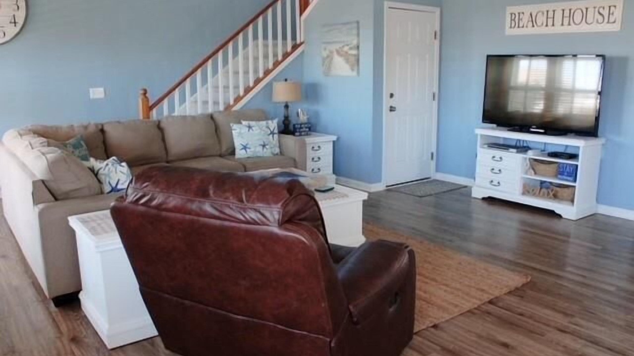 Photo of Livingroom in Holden Beach