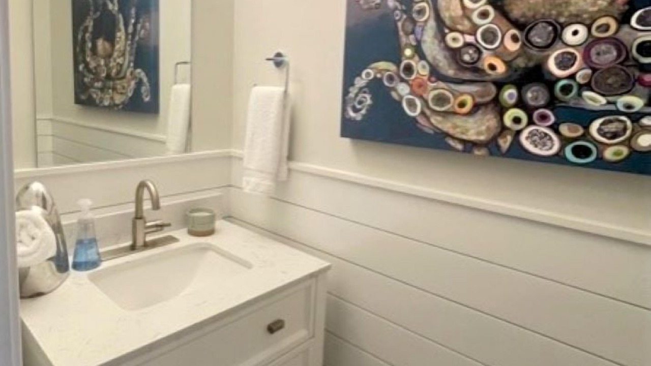 Photo of Bathroom in North Carolina Coast