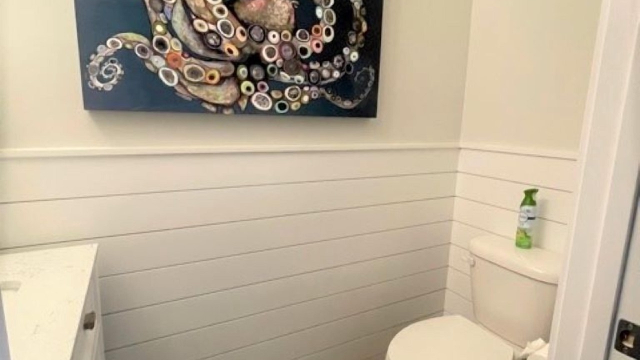 Photo of Bathroom in North Carolina Coast