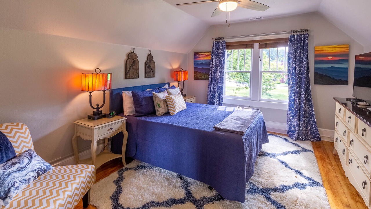 Photo of Bedroom in Sylva