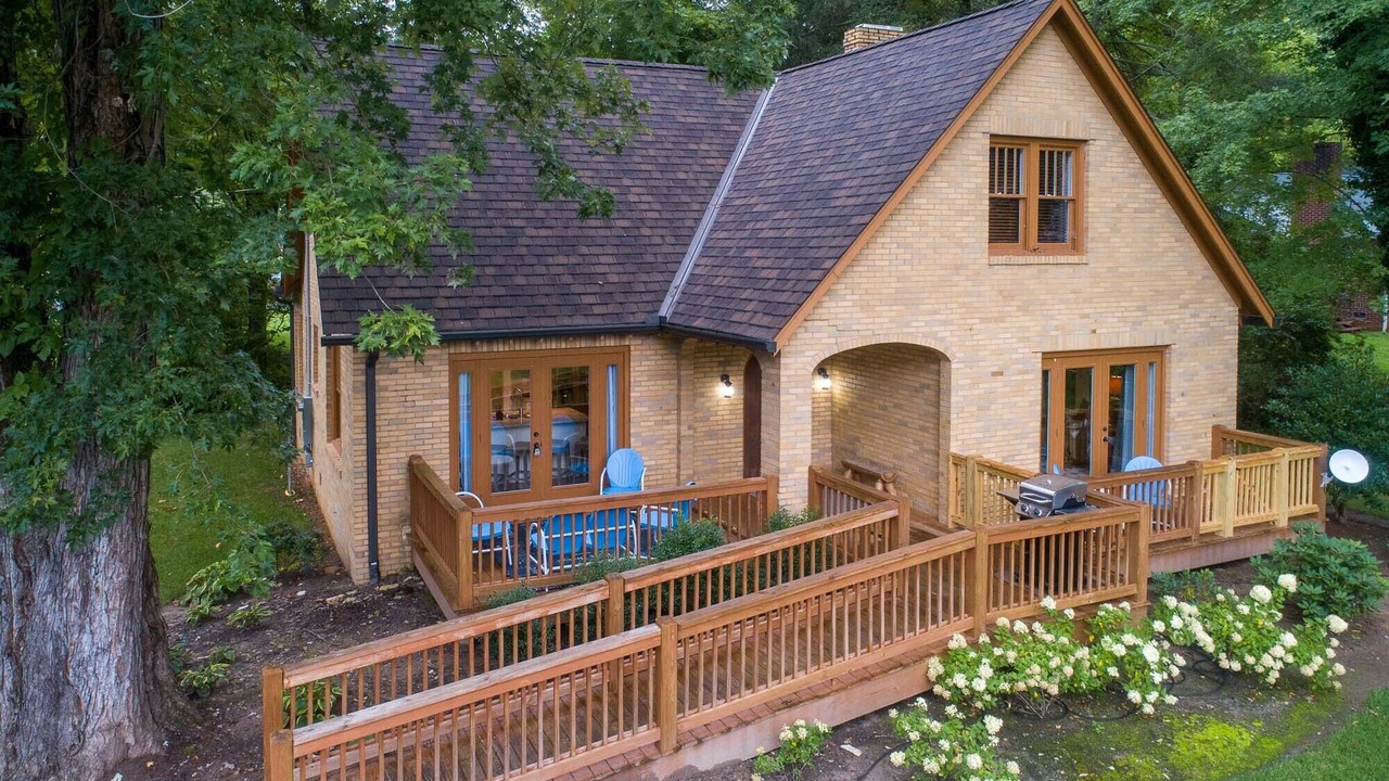 Photo of Outdoor in Sylva