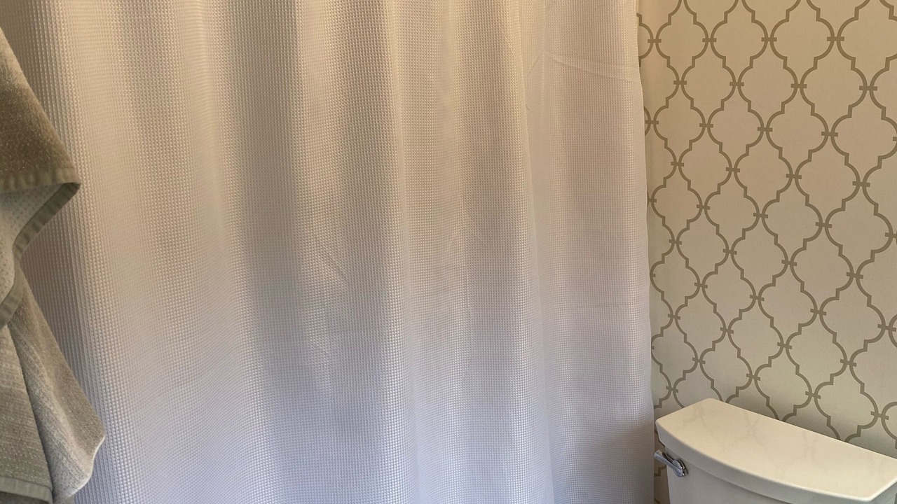 Photo of Bathroom in La Follette