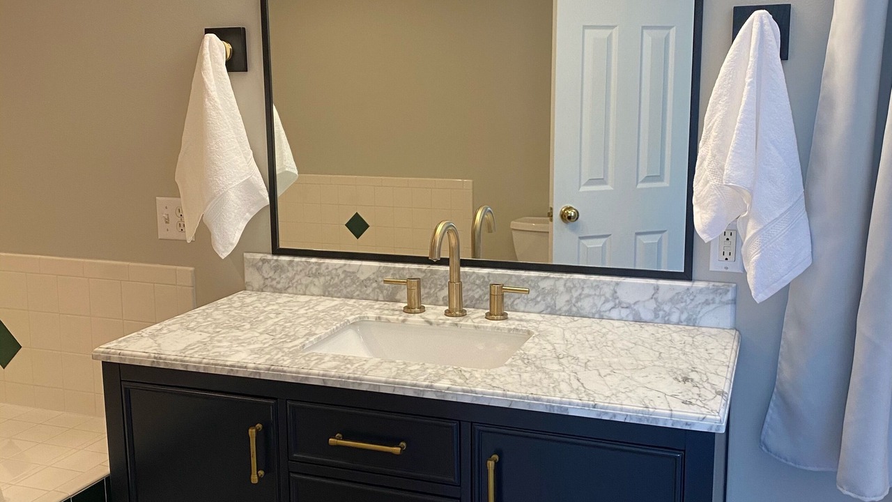 Photo of Bathroom in La Follette
