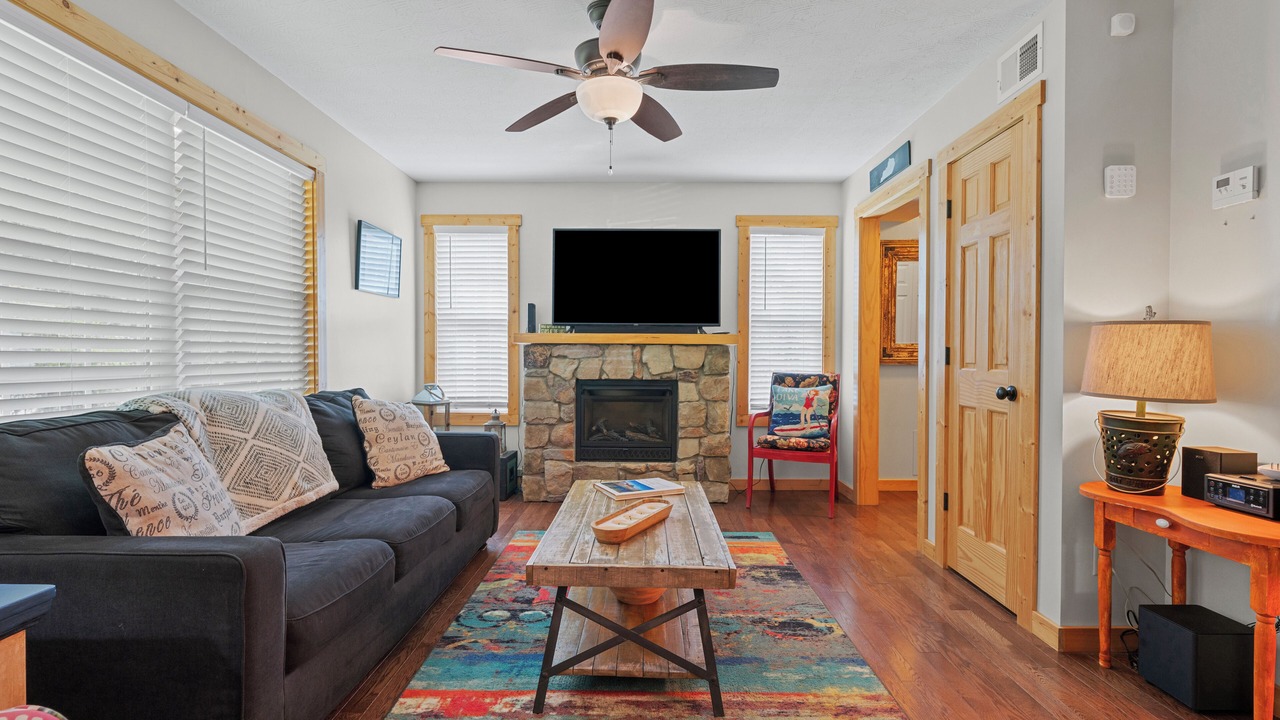Photo of Livingroom in Clarkson