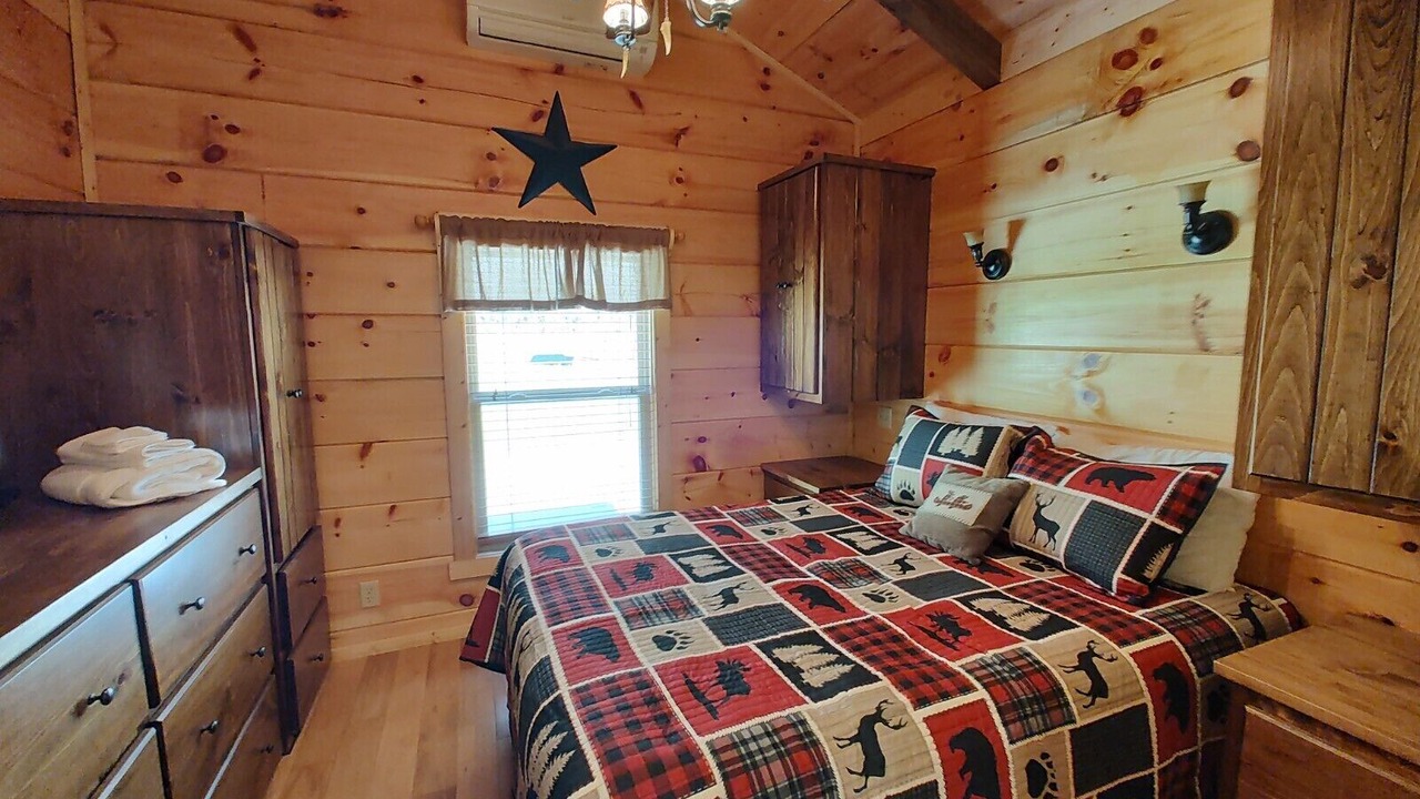 Photo of Bedroom in Andrews