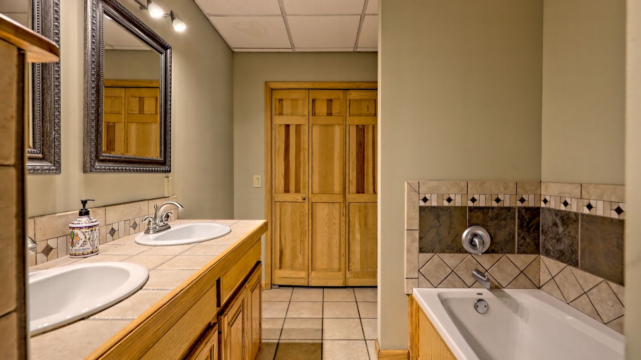 Photo of Bathroom in Bryson City