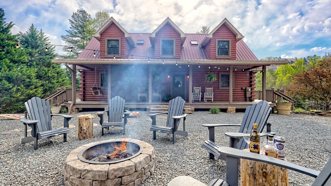 Photo of Patio Balcony in Bryson City