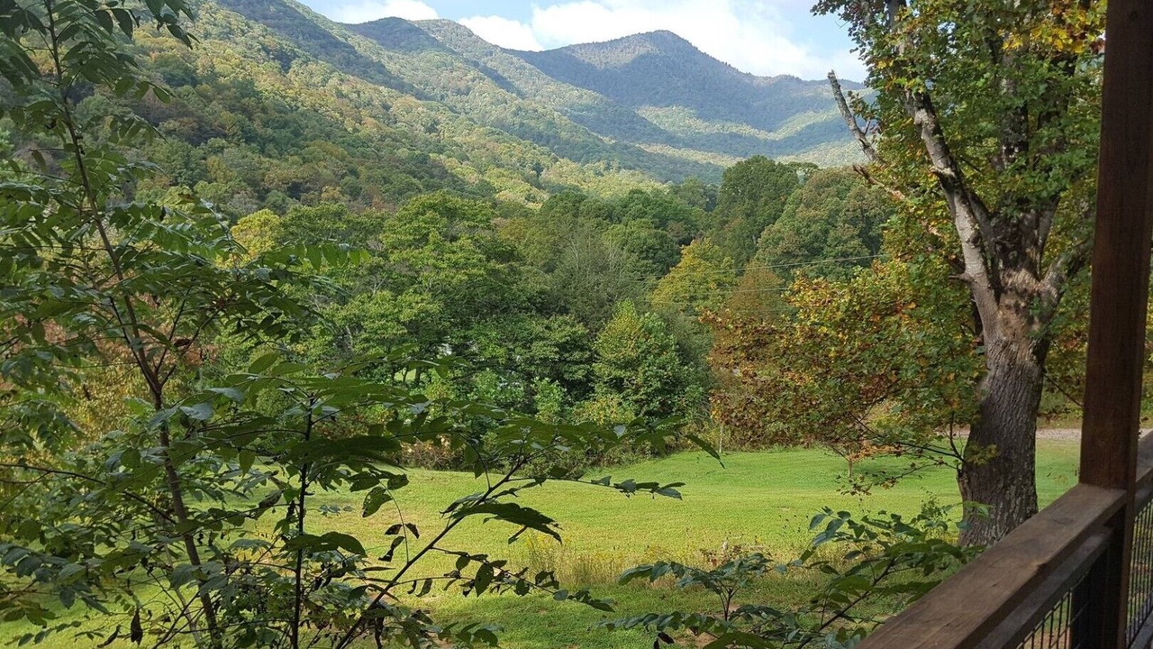 Photo of Outdoor in Waynesville