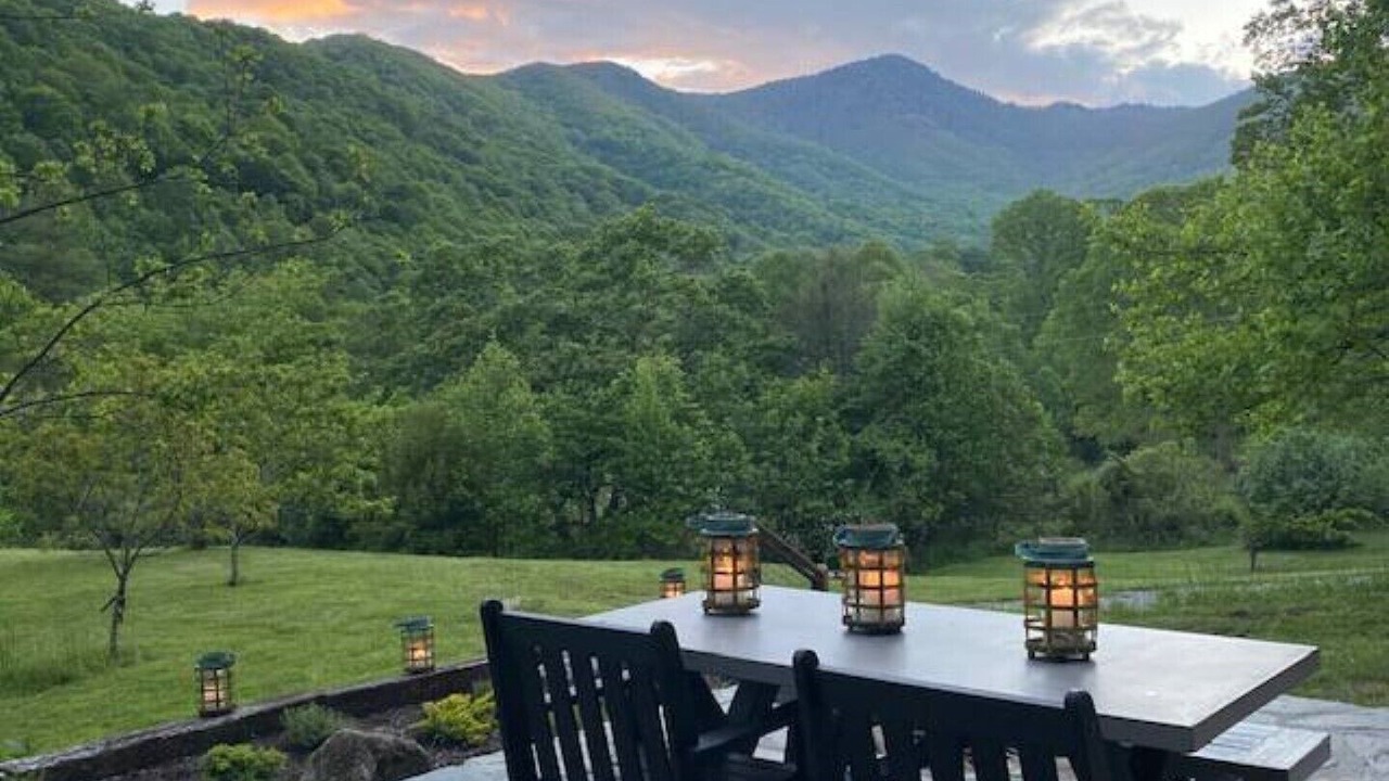 Photo of Outdoor in Waynesville