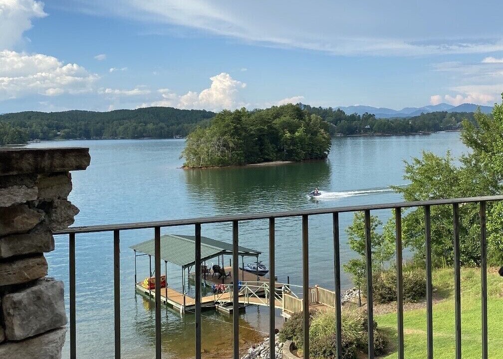 Photo of Outdoor in Six Mile