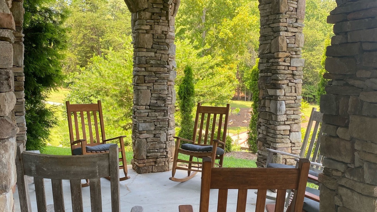 Photo of Patio Balcony in Six Mile