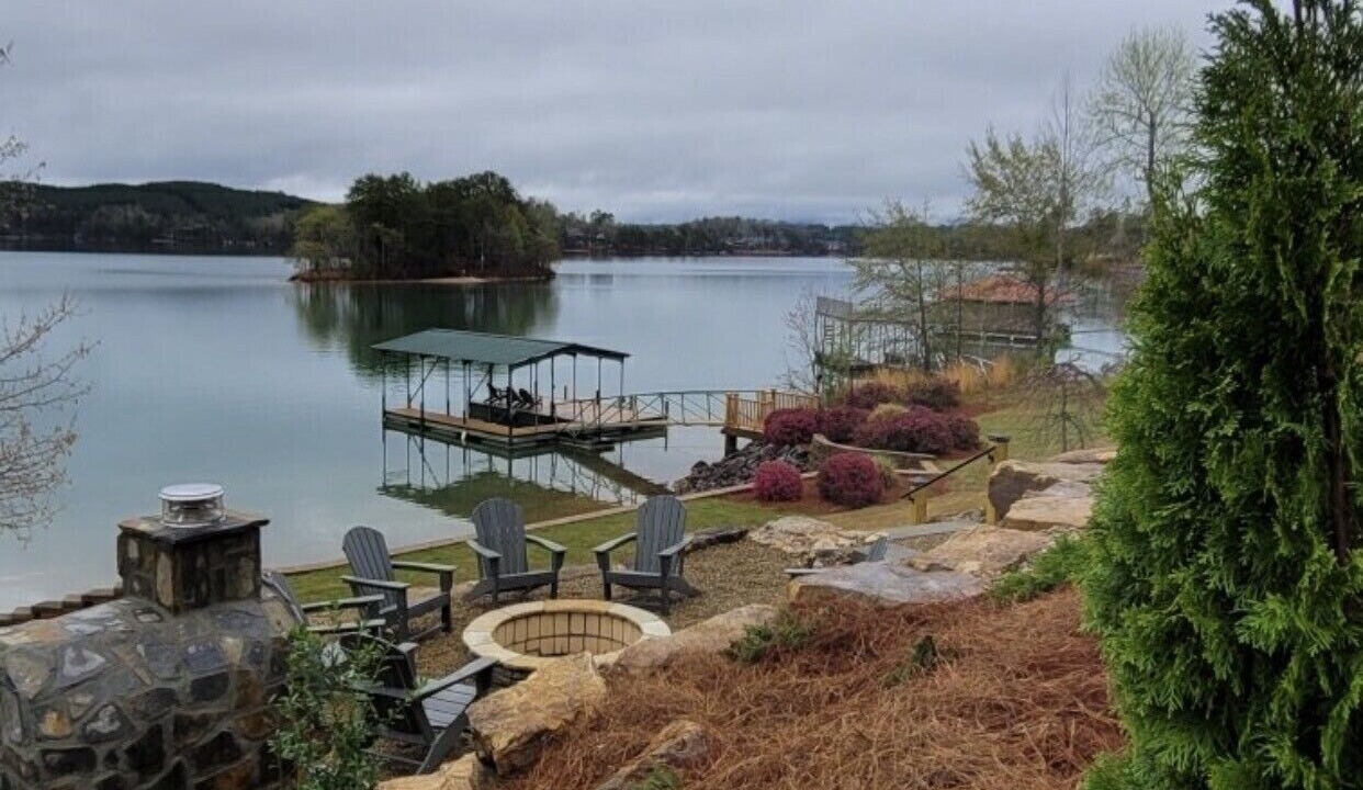 Photo of Outdoor in Six Mile