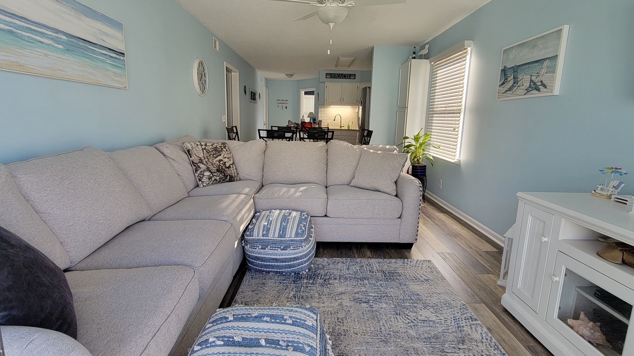 Photo of Livingroom in Ocean Isle Beach