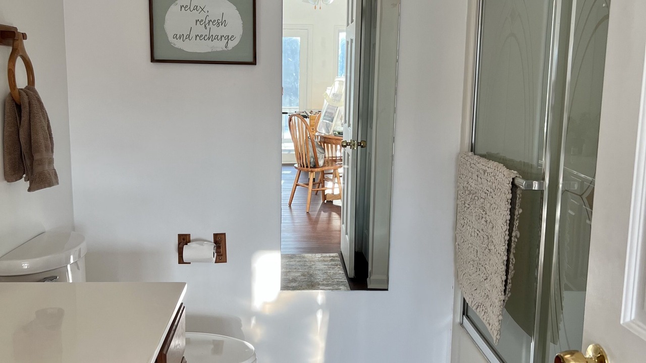 Photo of Bathroom in La Follette