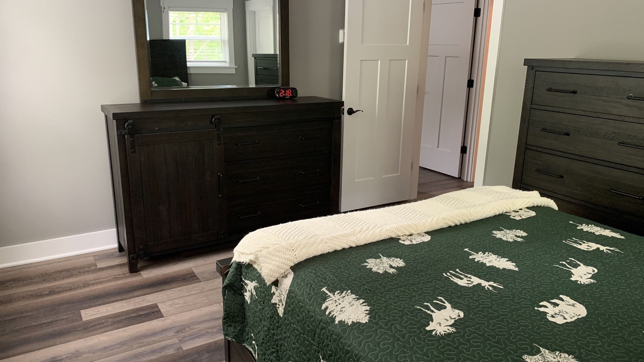 Photo of Bedroom in Lindseyville