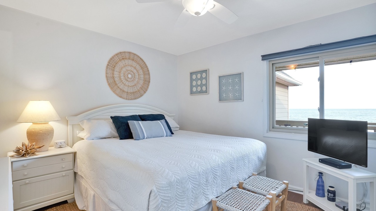 Photo of Bedroom in Wilmington Beach
