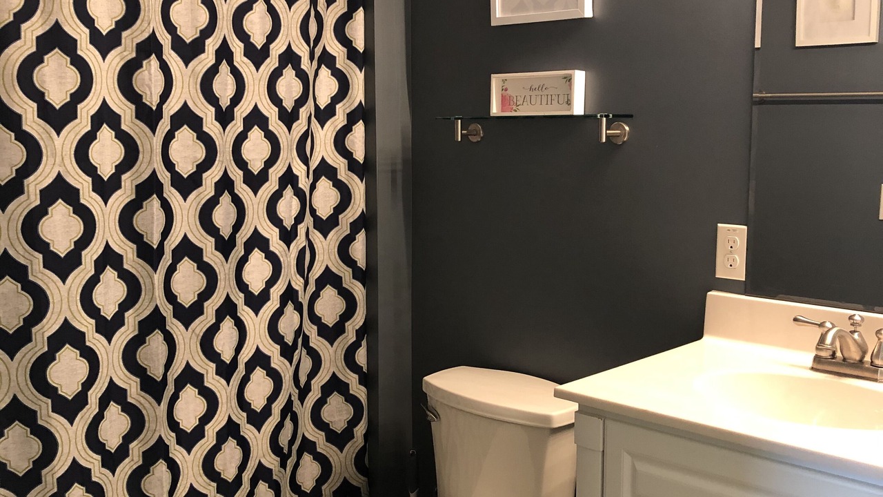 Photo of Bathroom in Cherry Grove Beach