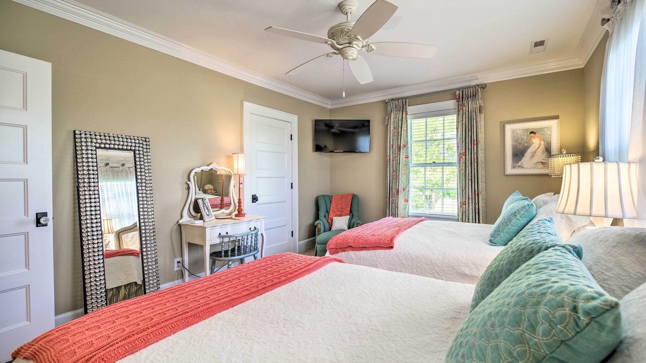 Photo of Bedroom in La Follette