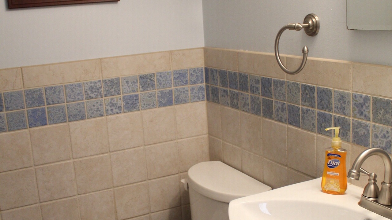 Photo of Bathroom in Bellepoint