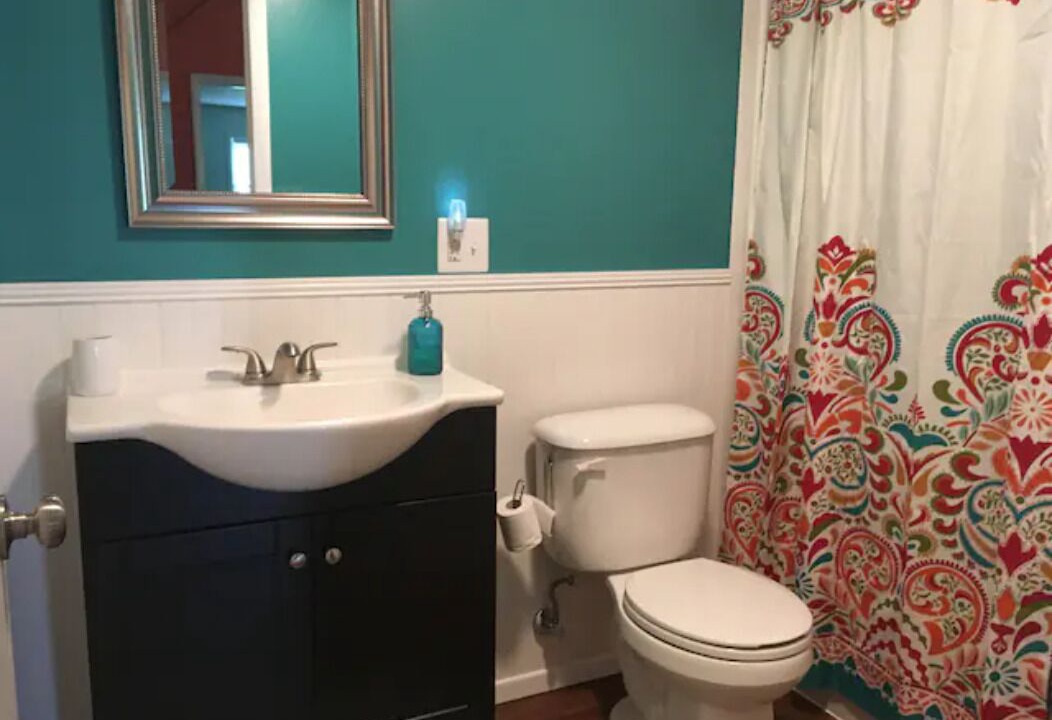 Photo of Bathroom in Bellepoint