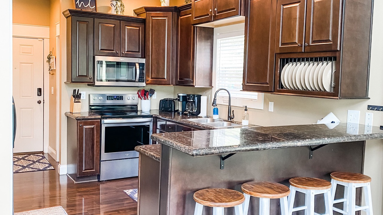 Photo of Kitchen in Flat Hollow Marina