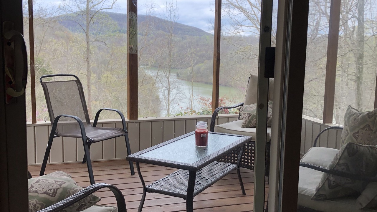 Photo of Outdoor in Byrdstown