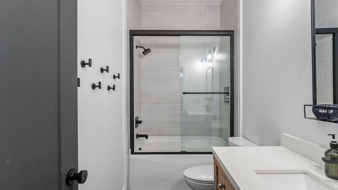 Photo of Bathroom in Nebo
