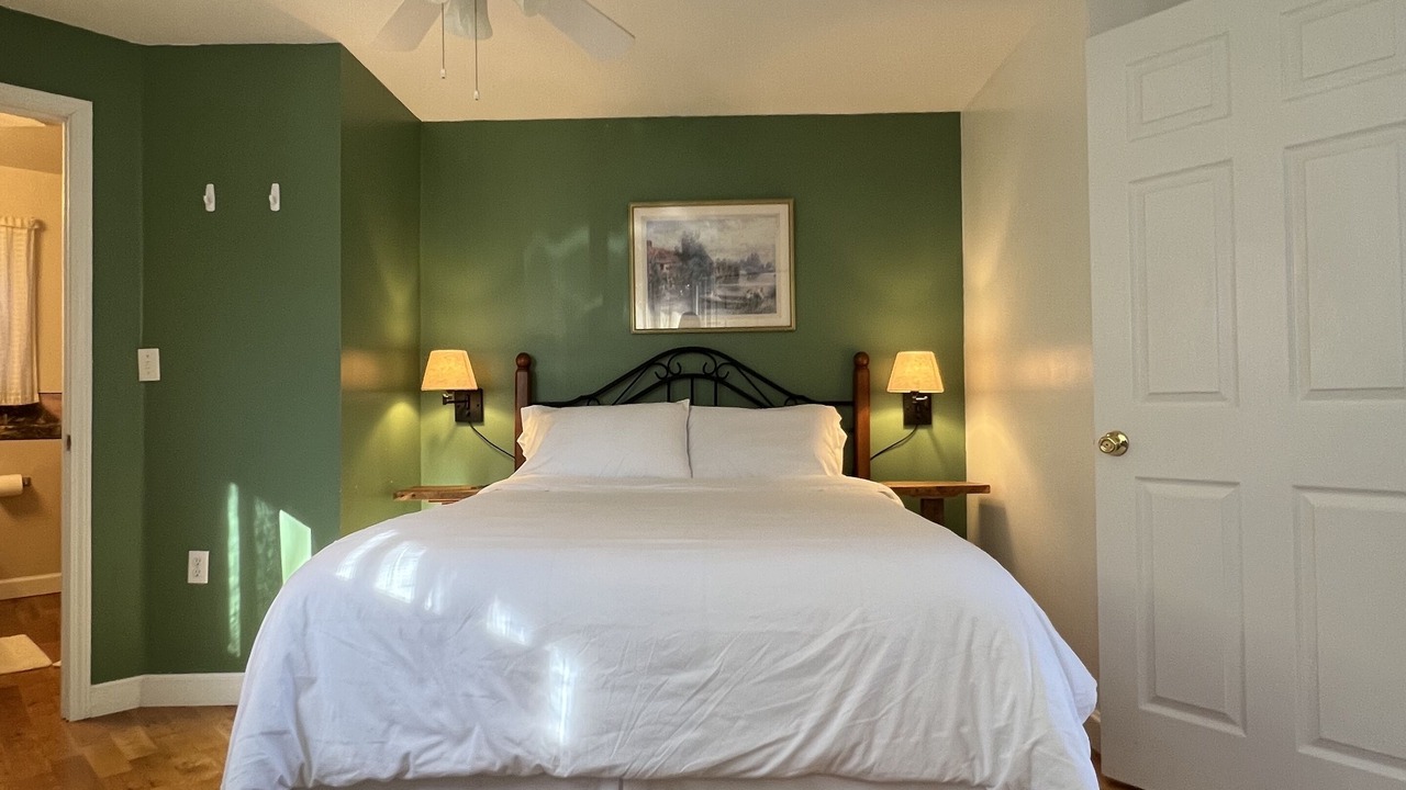 Photo of Bedroom in Walker-In-the-Hills