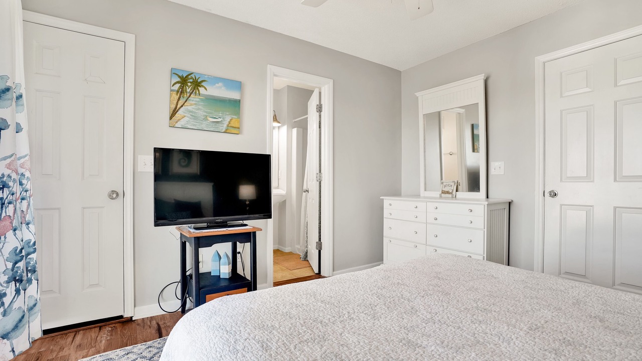 Photo of Bedroom in North Carolina Coast