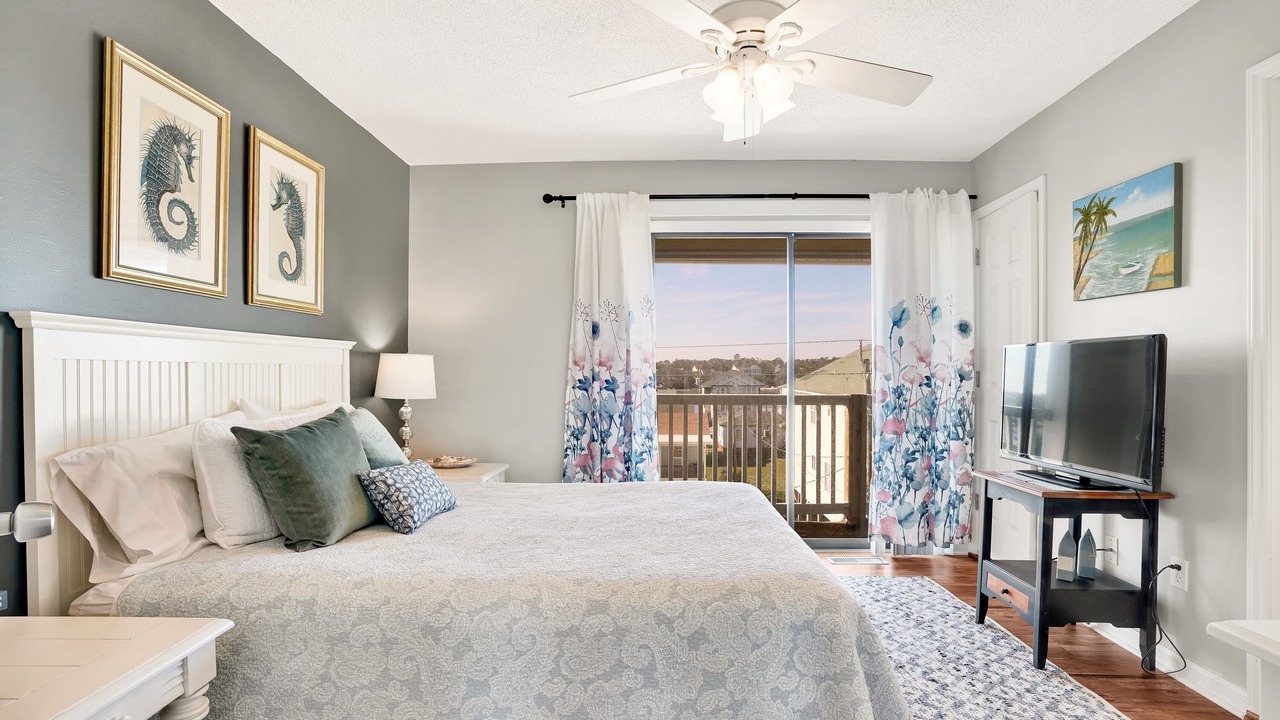 Photo of Bedroom in North Carolina Coast