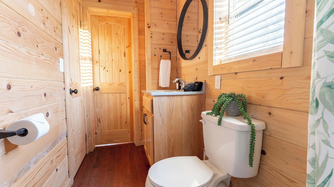 Photo of Bathroom in South Pittsburg