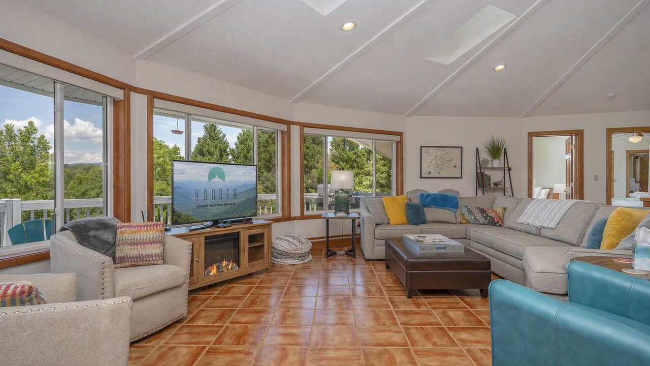 Photo of Livingroom in Lynn