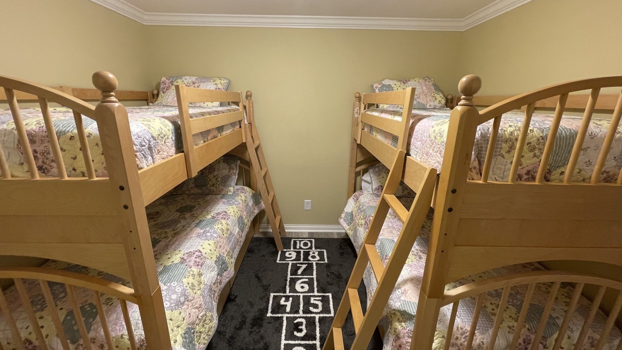 Photo of Bedroom in La Follette