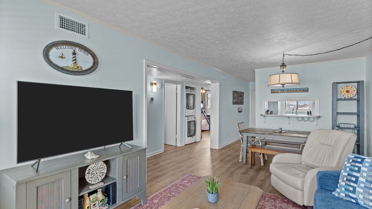 Photo of Livingroom in North Carolina Coast