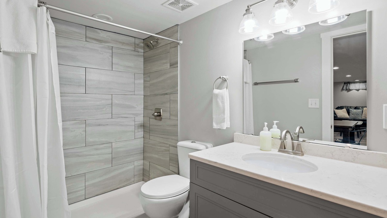 Photo of Bathroom in Dry Ridge