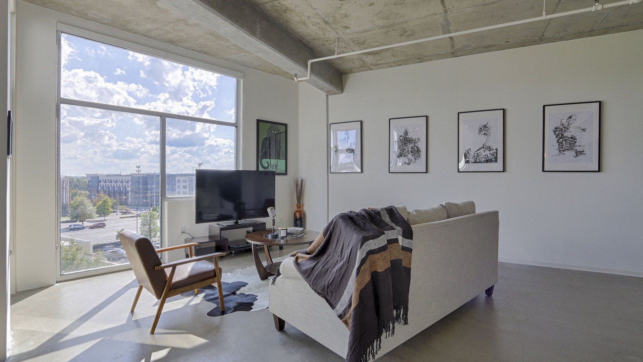 Photo of Livingroom in East Nashville