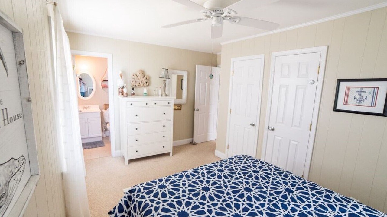 Photo of Bedroom in Avon