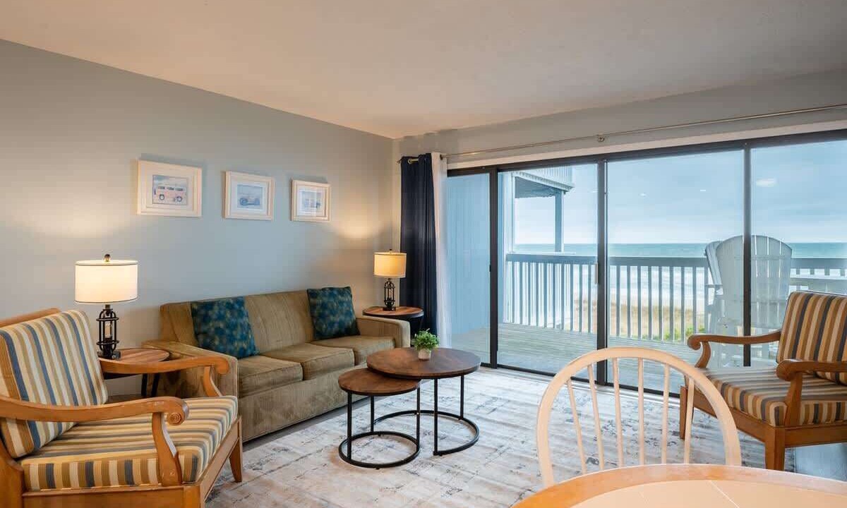 Photo of Patio Balcony in Wilmington Beach