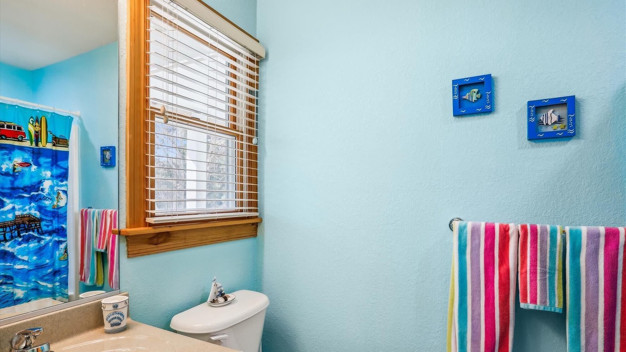Photo of Bathroom in Whalehead Beach
