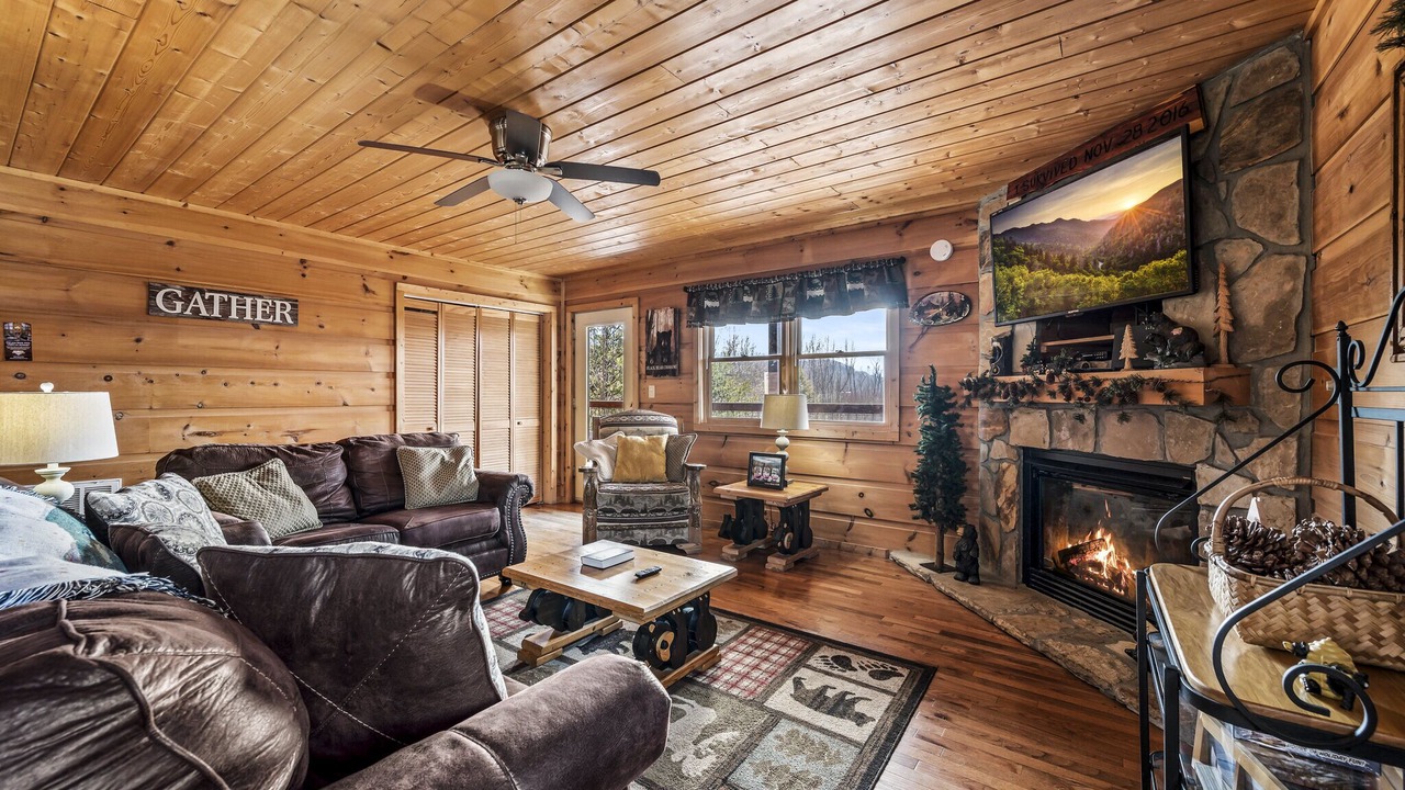 Photo of Livingroom in Gatlinburg