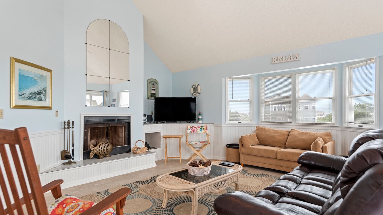 Photo of Livingroom in Whalehead Beach